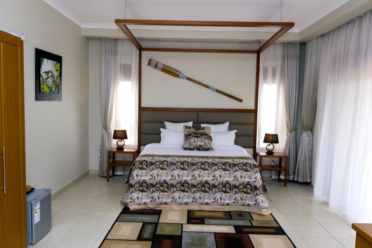 Akasu Bed And Breakfast Kampala Exterior foto